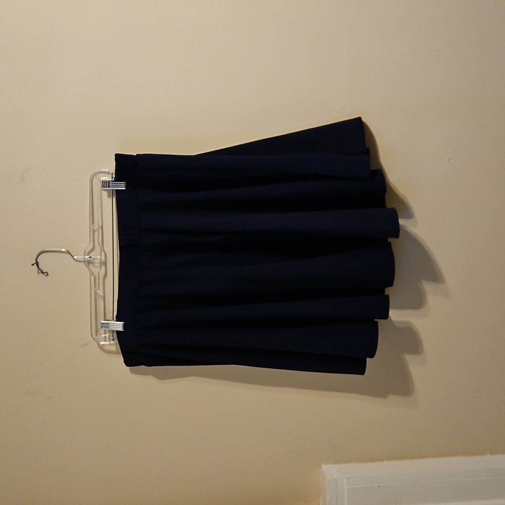Navy drawstring flowy skirt.  In EUC